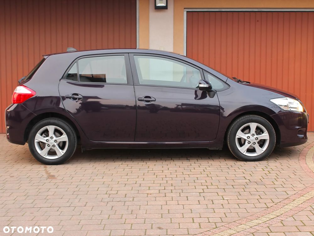 Toyota Auris 1.6 Executive - 13