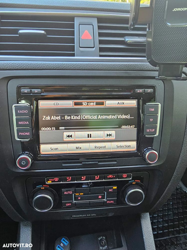 Volkswagen Jetta 1.6 TDI DPF Comfortline DSG - 12