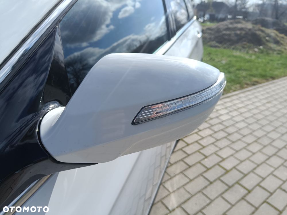 Hyundai i40 1.7 CRDi Comfort + - 30
