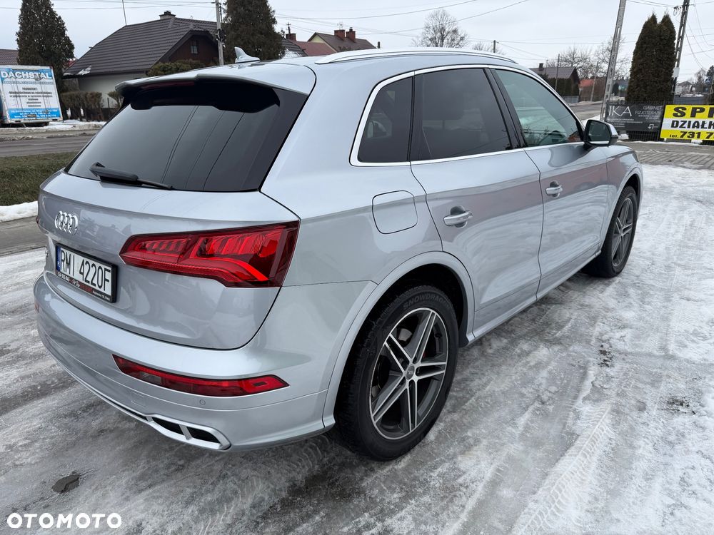 Audi SQ5 - 5