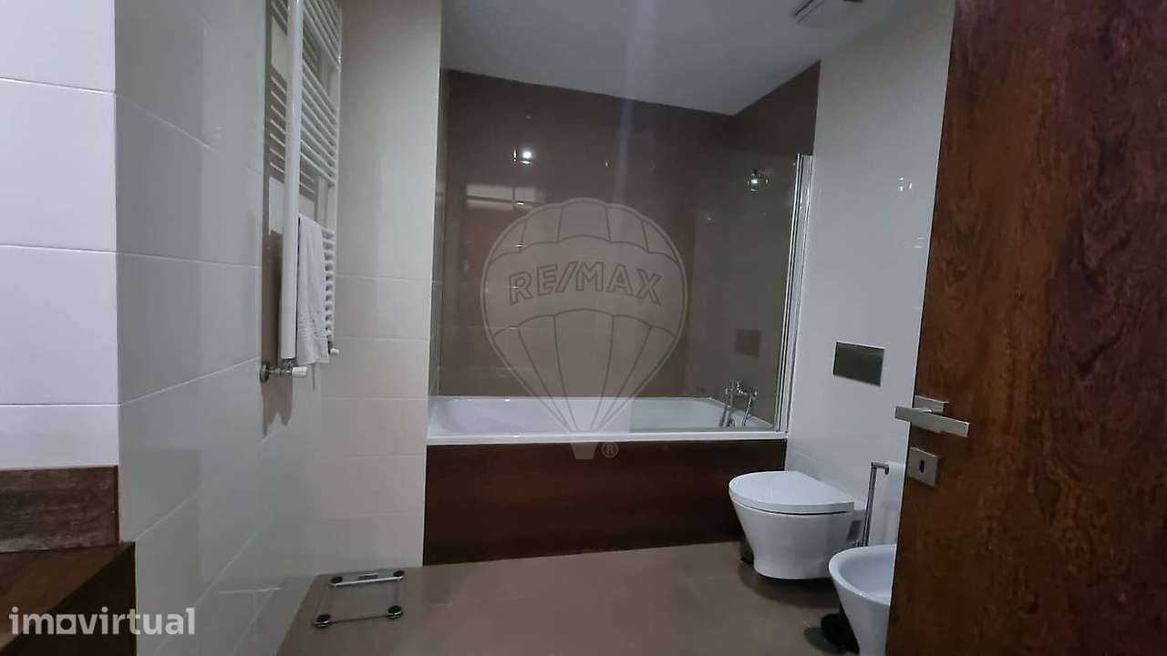 Apartamento T2 para arrendamento - Grande imagem: 2/47