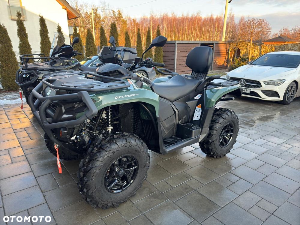 Can-Am Outlander - 1