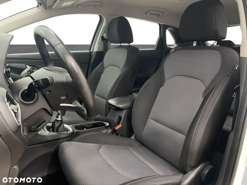 Hyundai i30 - 11