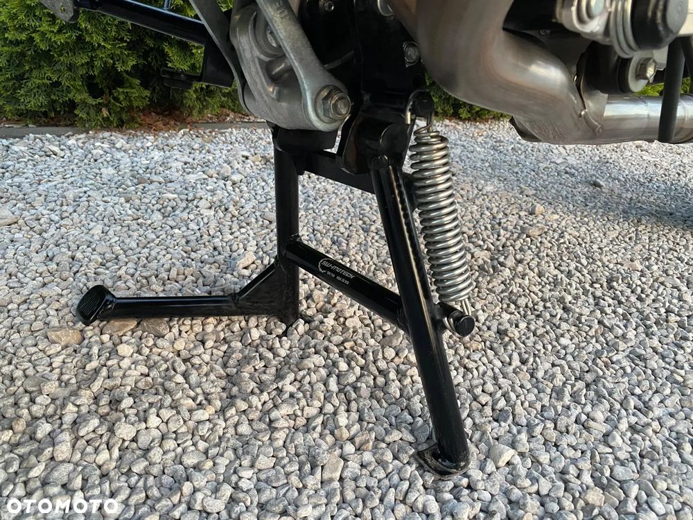 Suzuki V-STROM - 27