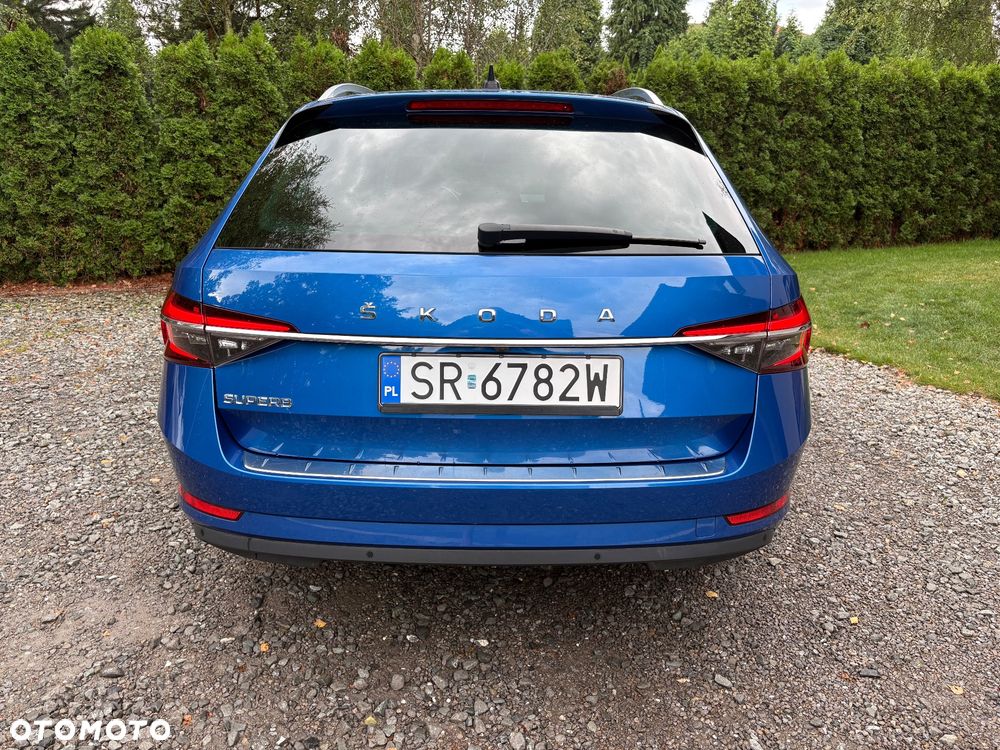 Skoda Superb 2.0 TDI SCR Style DSG - 4