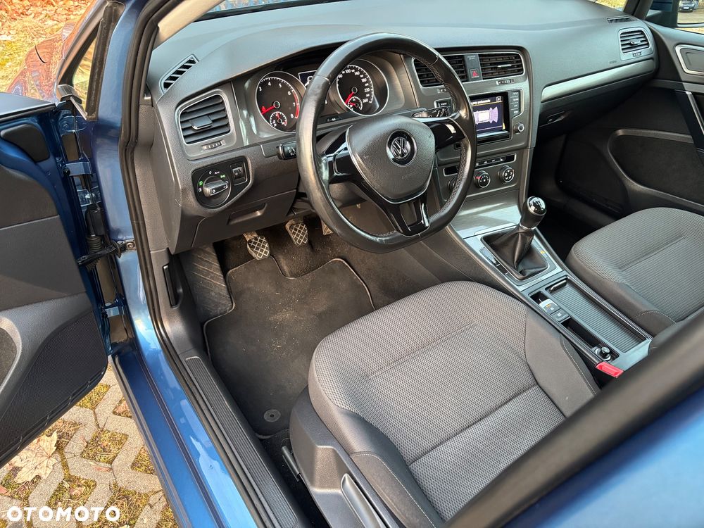 Volkswagen Golf 1.2 TSI BMT Trendline Perfectline - 13