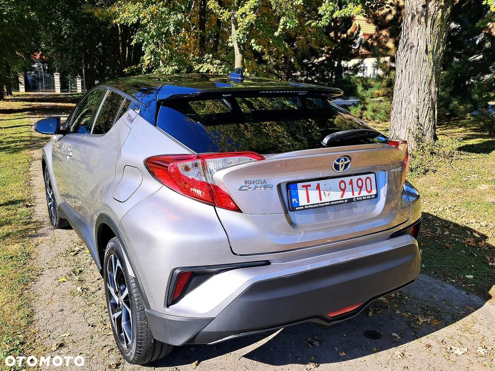 Toyota C-HR - 8