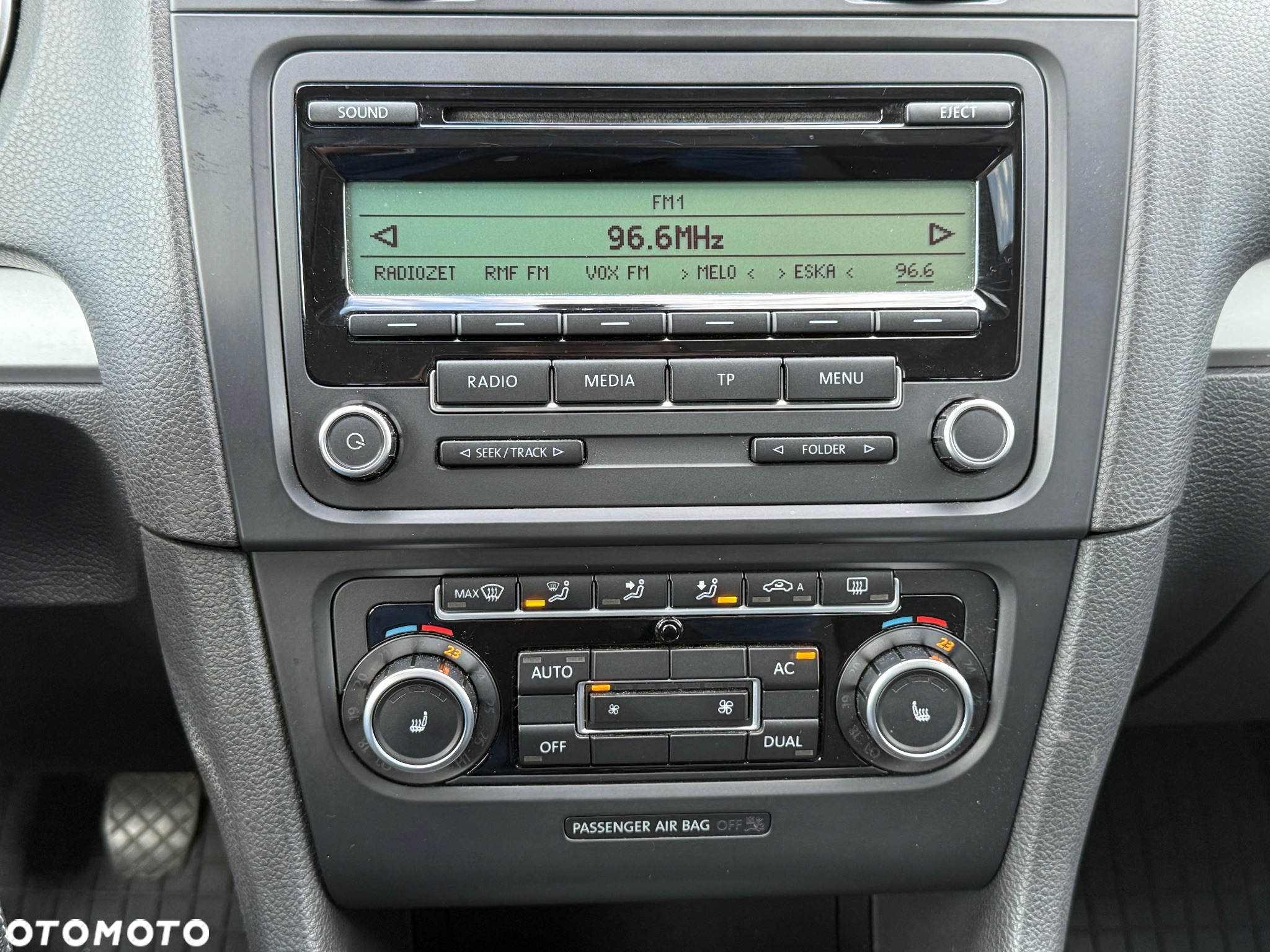 Volkswagen Golf - 13