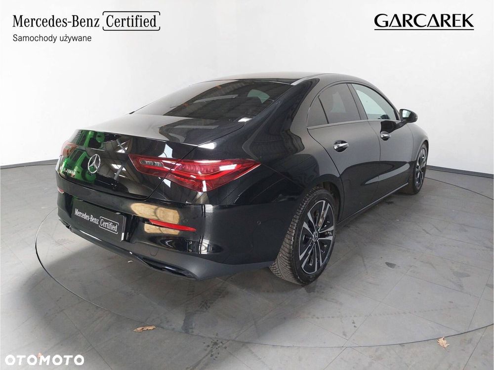 Mercedes-Benz CLA 200 d Progressive 8G-DCT - 5