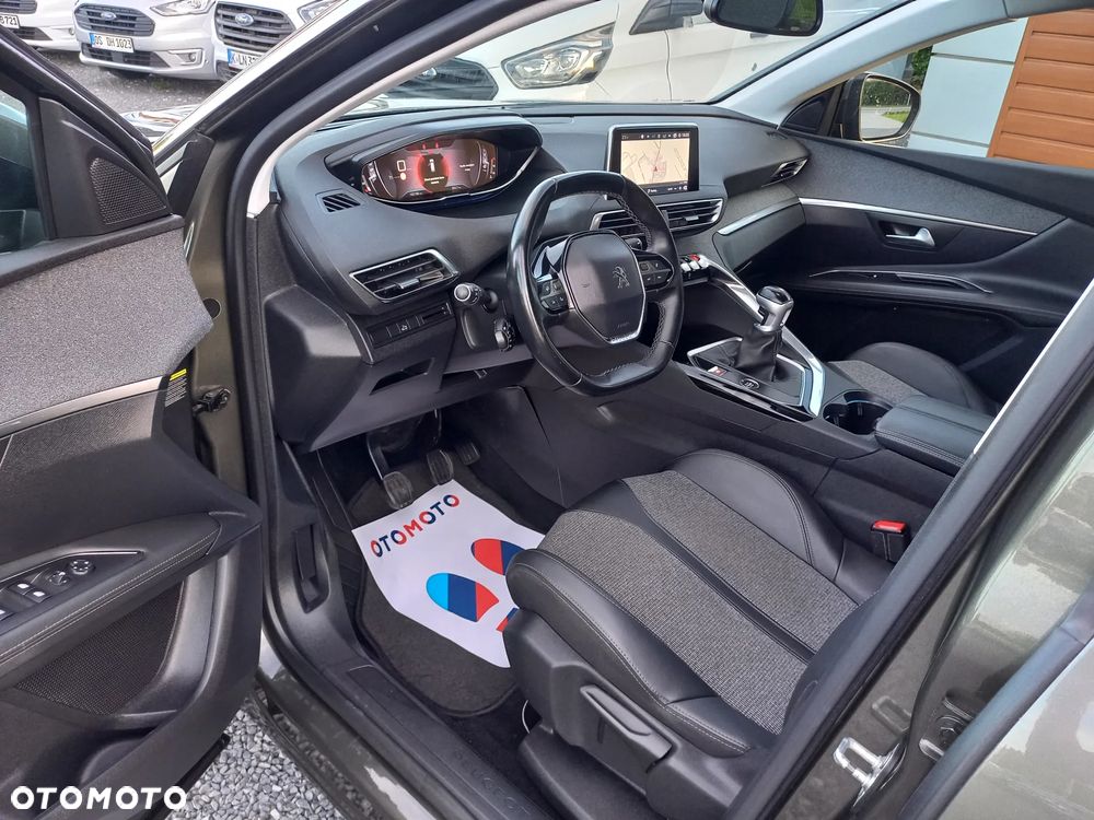 Peugeot 3008 BlueHDi 130 Stop & Start Allure Business-Paket - 18