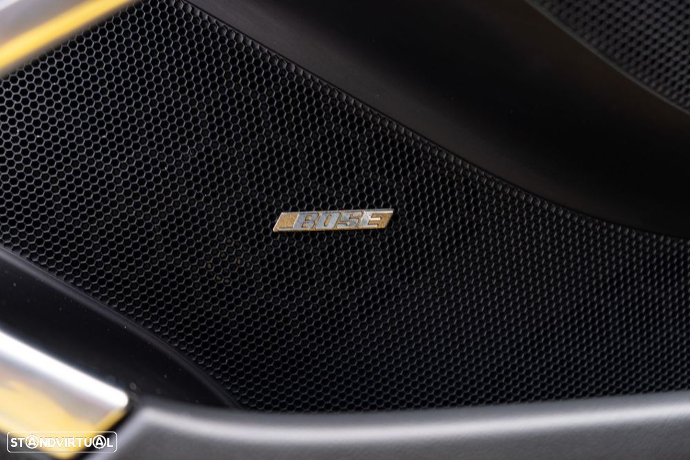 Porsche 911 Série F - 25