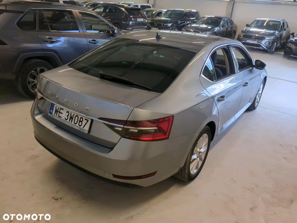 Skoda Superb 1.5 TSI Ambition - 3