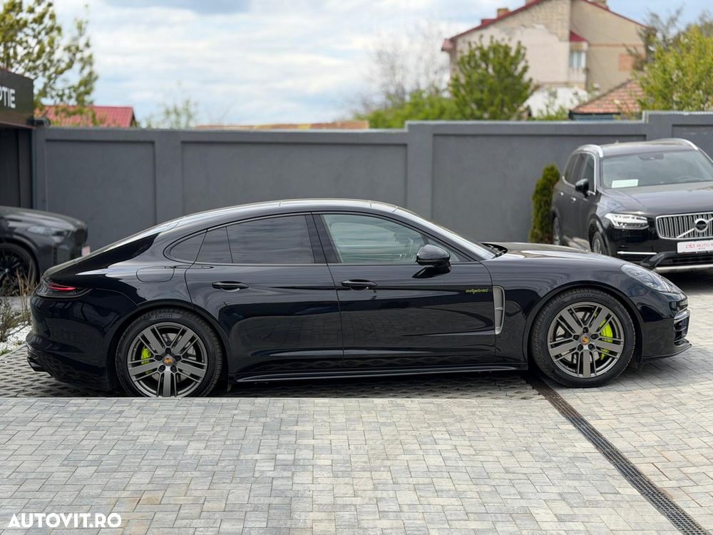 Porsche Panamera - 6