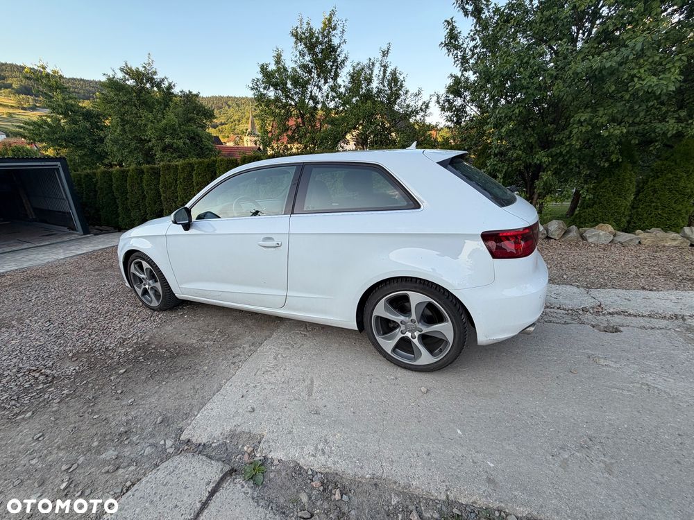 Audi A3 3-drzwiowe 1.8 TFSI Ambiente S tronic - 5