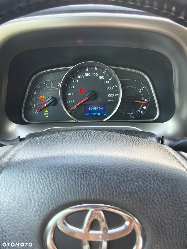Toyota RAV4 2.0 D-4D Premium 4x2 - 11