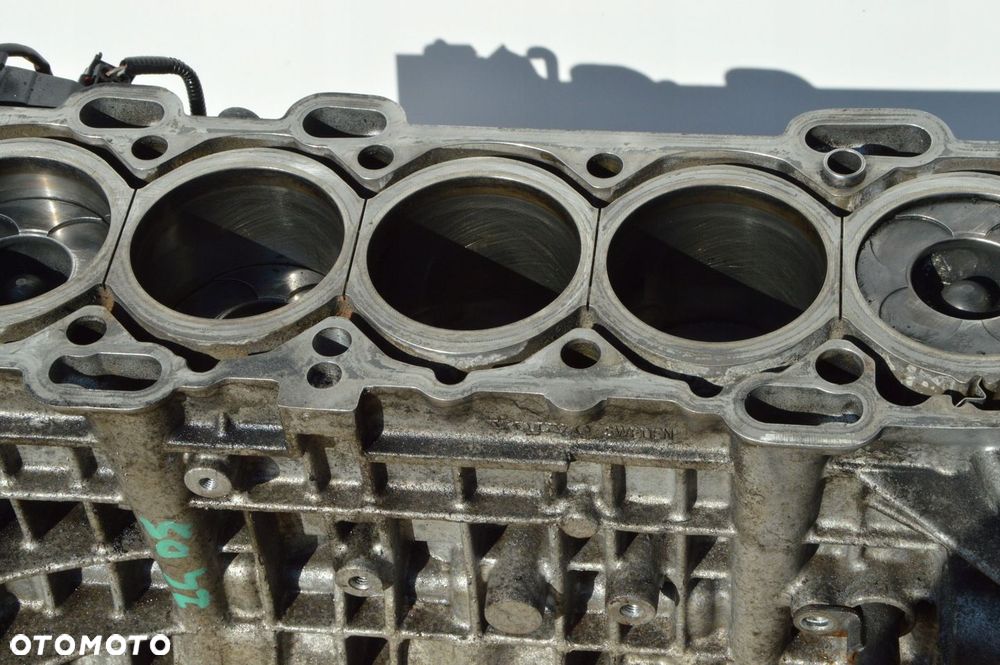 blok silnika wał tłoki volvo 2.4 d5 V70 S60, s80 XC90 d5244t 244t - 7