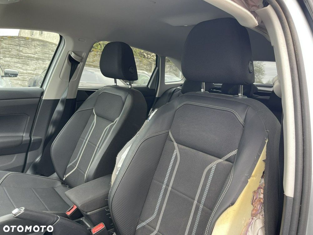 Volkswagen Taigo 1.5 TSI OPF DSG Goal - 12