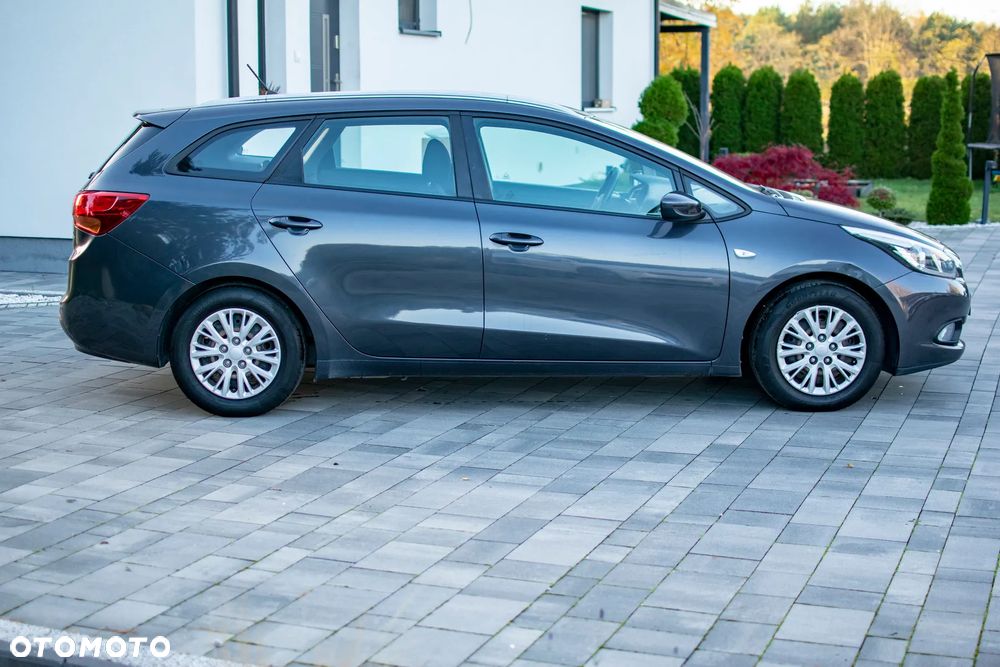 Kia Ceed - 15