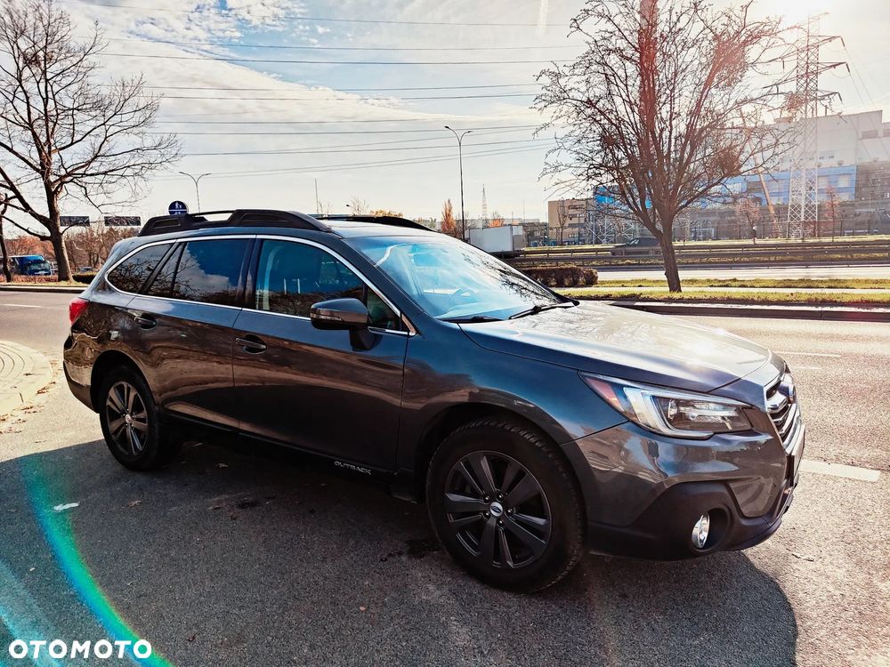 Subaru Outback - 1