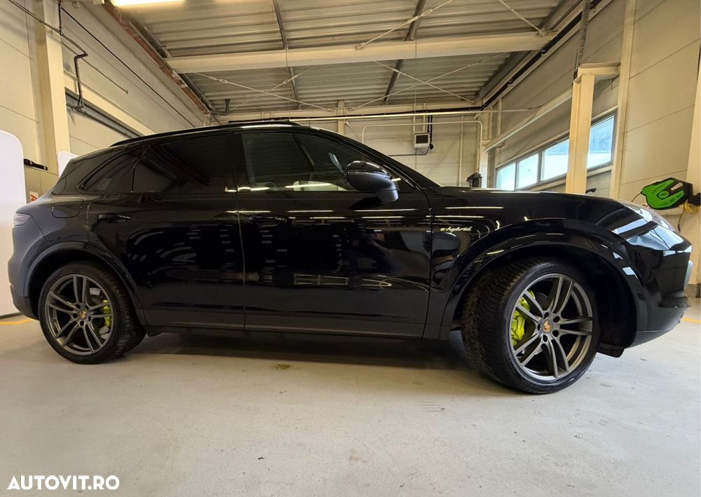 Porsche Cayenne Tiptronic S - 2