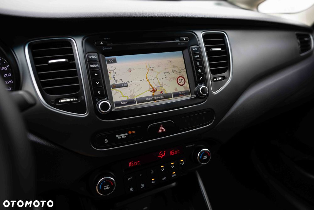 Kia Carens 1.7 CRDi XL 7os - 38