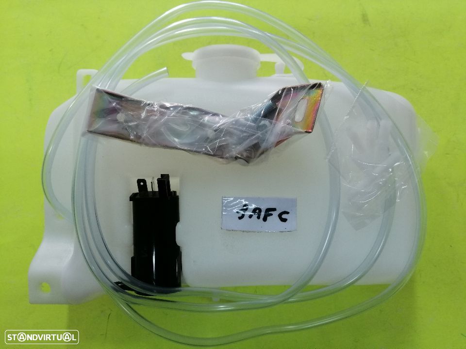 Depósito água limpa vidros Nissan Pickup D21 NOVO - 1