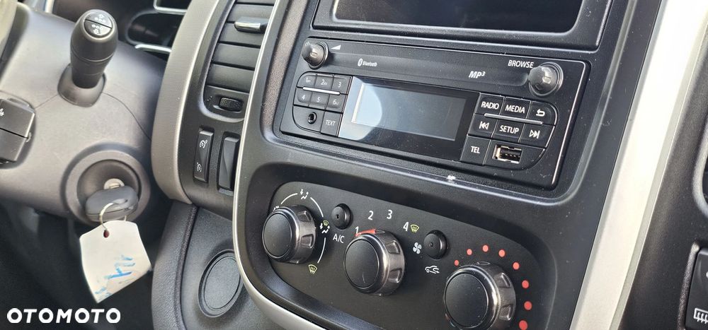 Renault Trafic III - 25