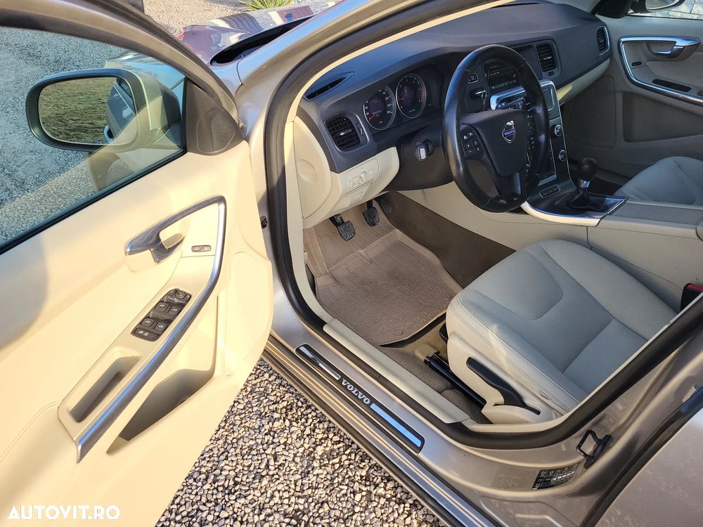 Volvo V60 D3 Start-Stop Basic - 7
