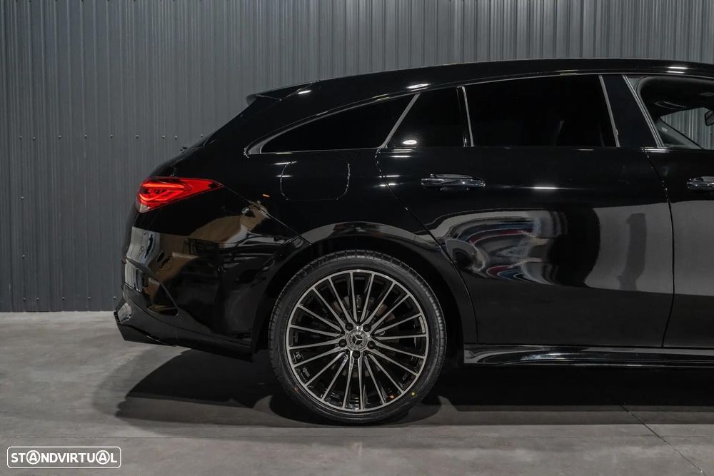 Mercedes-Benz CLA 250 e Shooting Brake AMG Line - 43