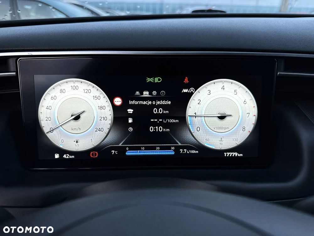 Hyundai Tucson 1.6 T-GDi Smart 2WD - 16