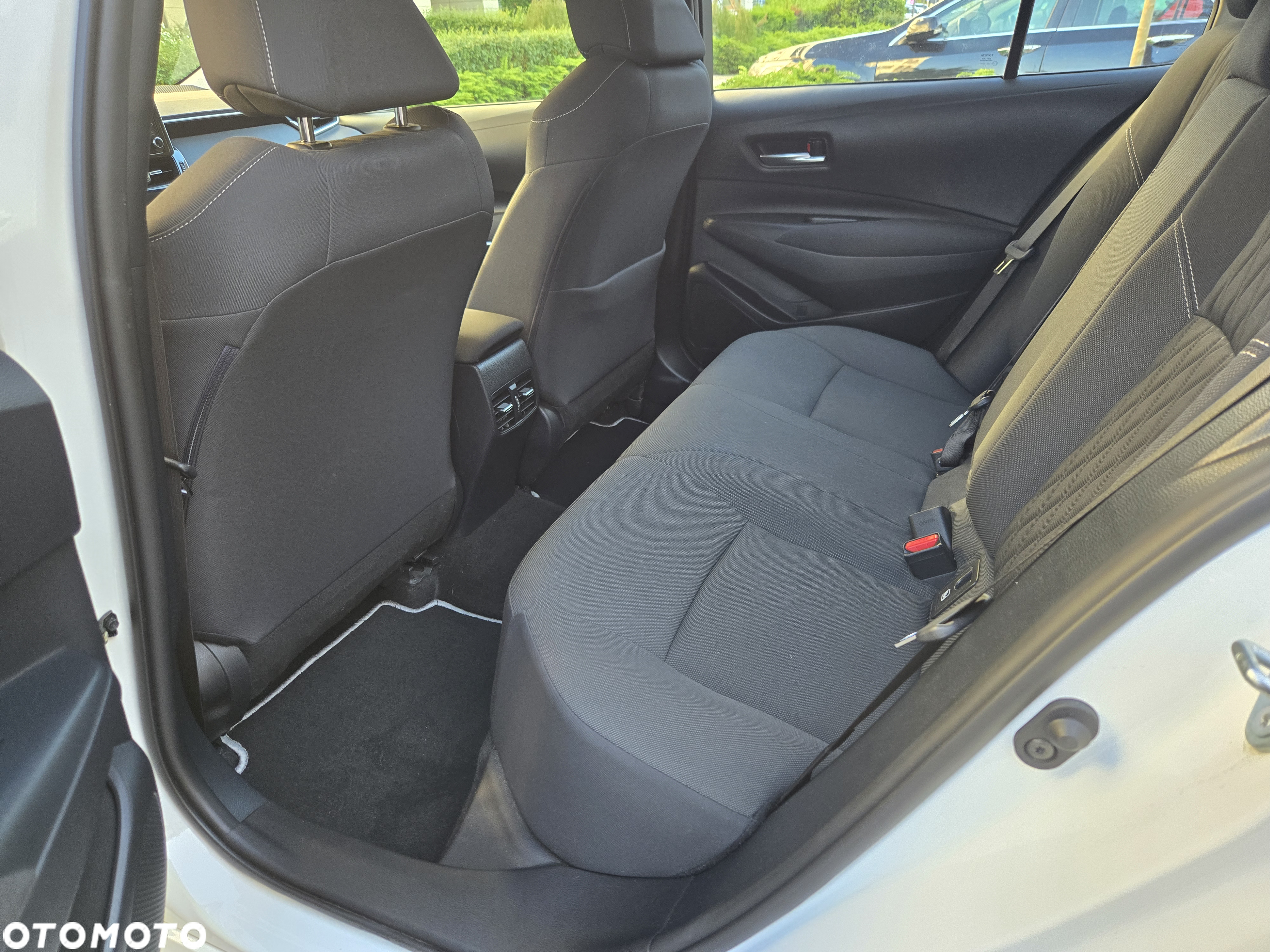 Toyota Corolla 1.6 Comfort - 19