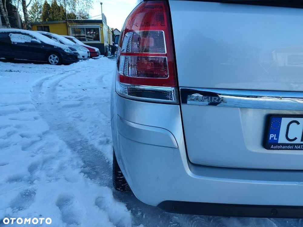 Opel Zafira - 9