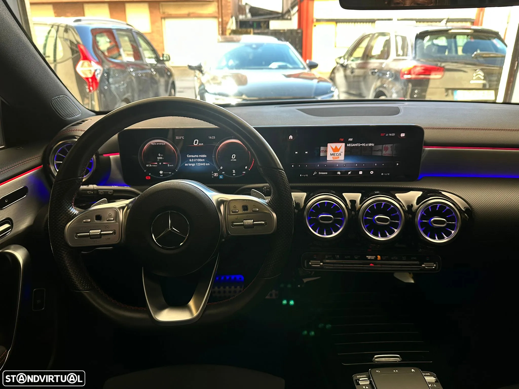 Mercedes-Benz CLA 180 d Shooting Brake 7G-DCT AMG Line - 23