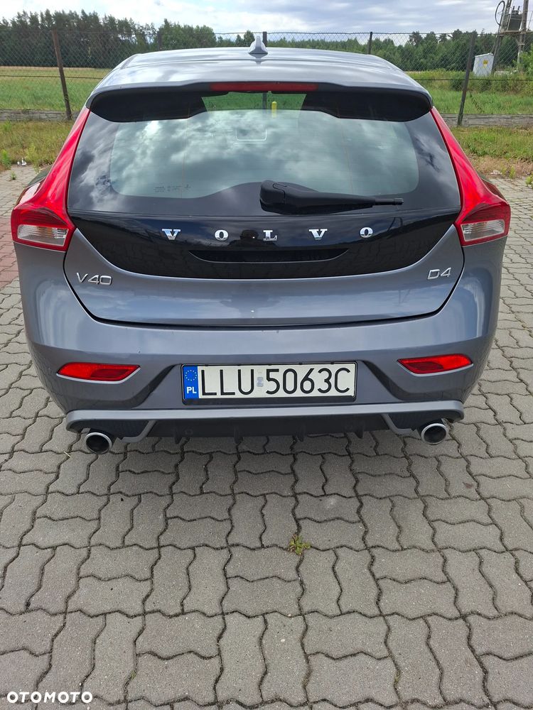 Volvo V40 D4 Drive-E R-Design Momentum - 2