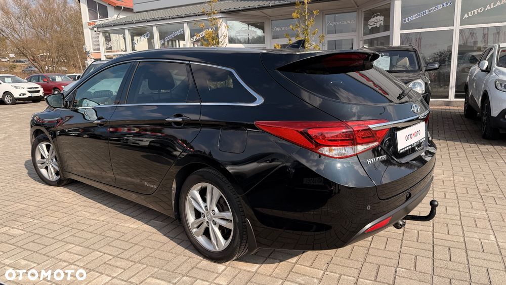 Hyundai i40 Kombi blue 1.7 CRDi DCT Premium - 5