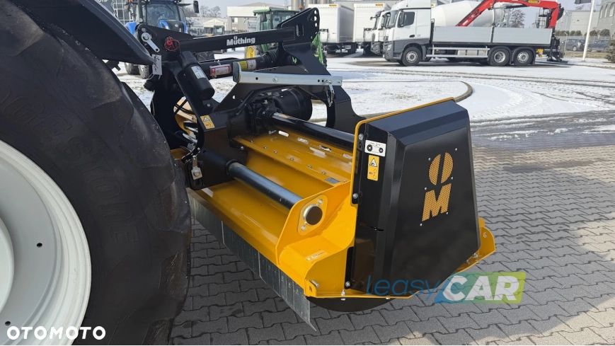 Muthing MU-M 300 Vario | Hydrauliczny przesuw | Przód / Tył | 75–160 KM - 8