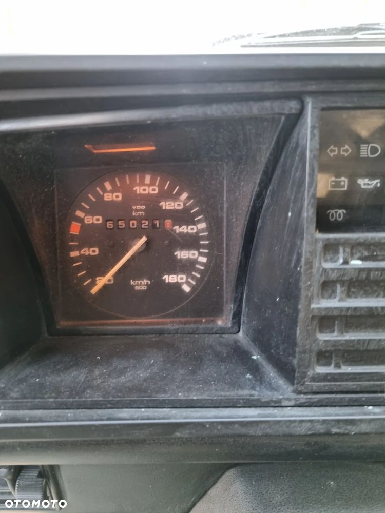 Volkswagen Transporter - 17