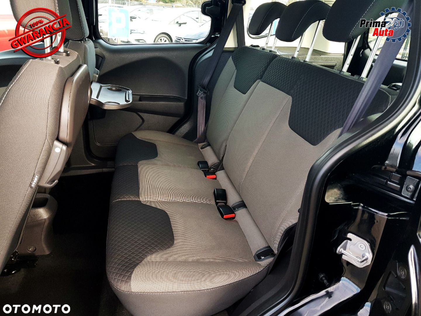 Ford Tourneo Courier - 17