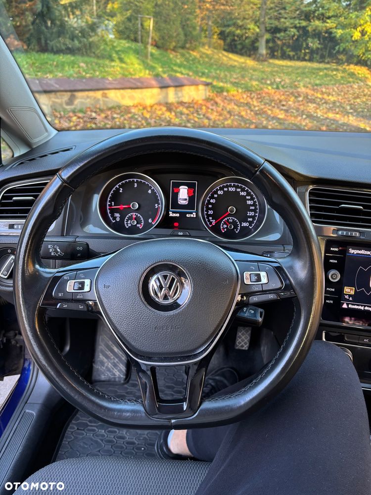 Volkswagen Golf - 18