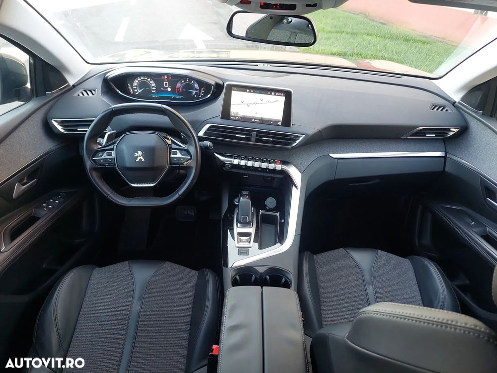 Peugeot 3008 - 8