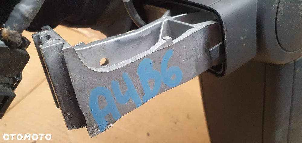 Podłokietnik środkowy Audi A4 B6 8E0864207G - 8