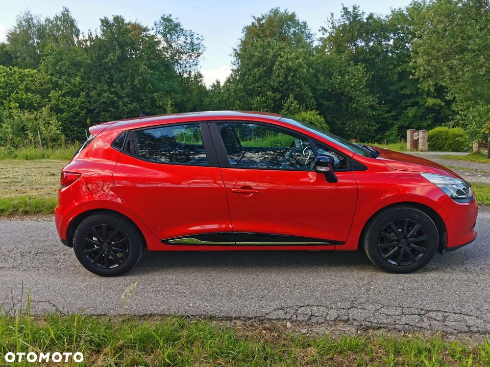 Renault Clio 1.2 16V 75 Dynamique - 9