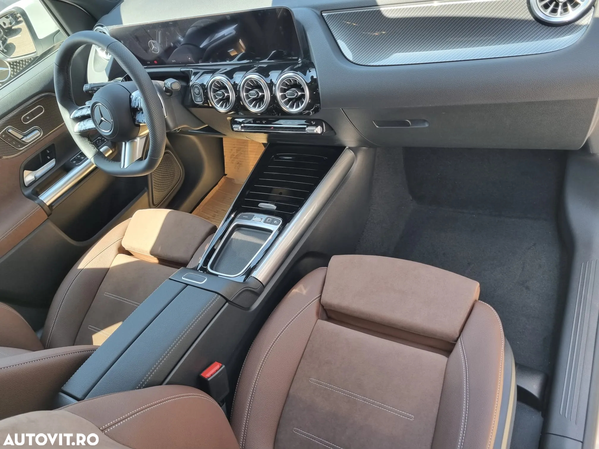 Mercedes-Benz GLA 200 d 4Matic 8G-DCT AMG Line - 17