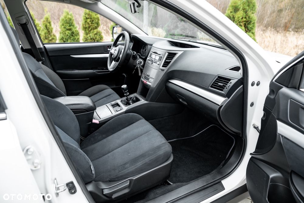 Subaru Outback 2.5i Comfort - 25