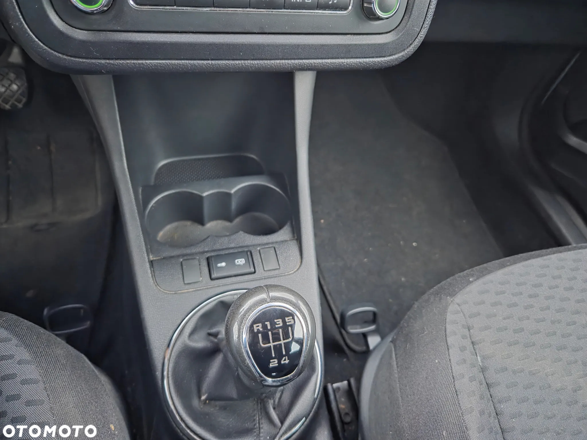 Skoda Fabia - 13