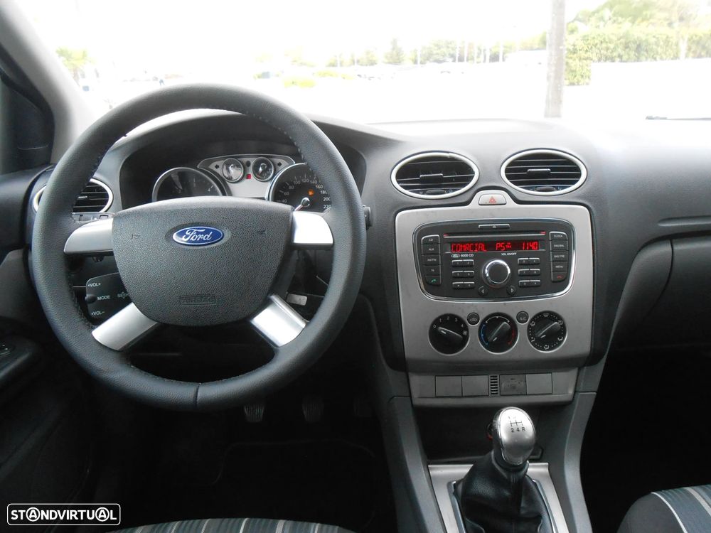 Ford Focus 1.6 TDCi ECOnetic - 12