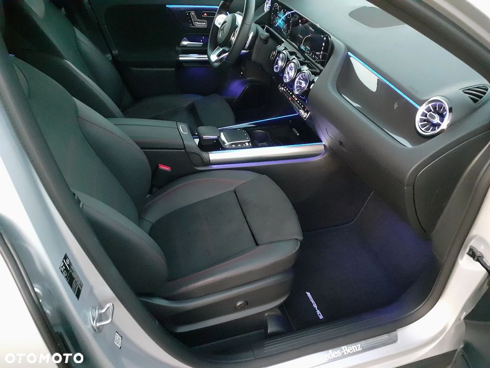 Mercedes-Benz GLA 200 AMG Line - 22
