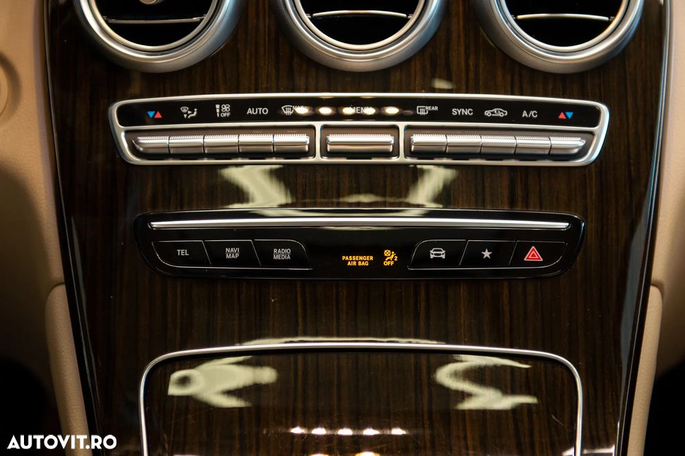 Mercedes-Benz GLC Coupe 200 4MATIC MHEV - 27