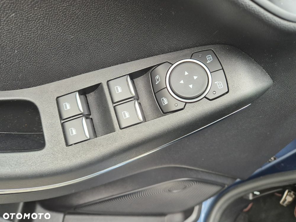 Ford Fiesta 1.0 EcoBoost S&S ST-LINE - 10