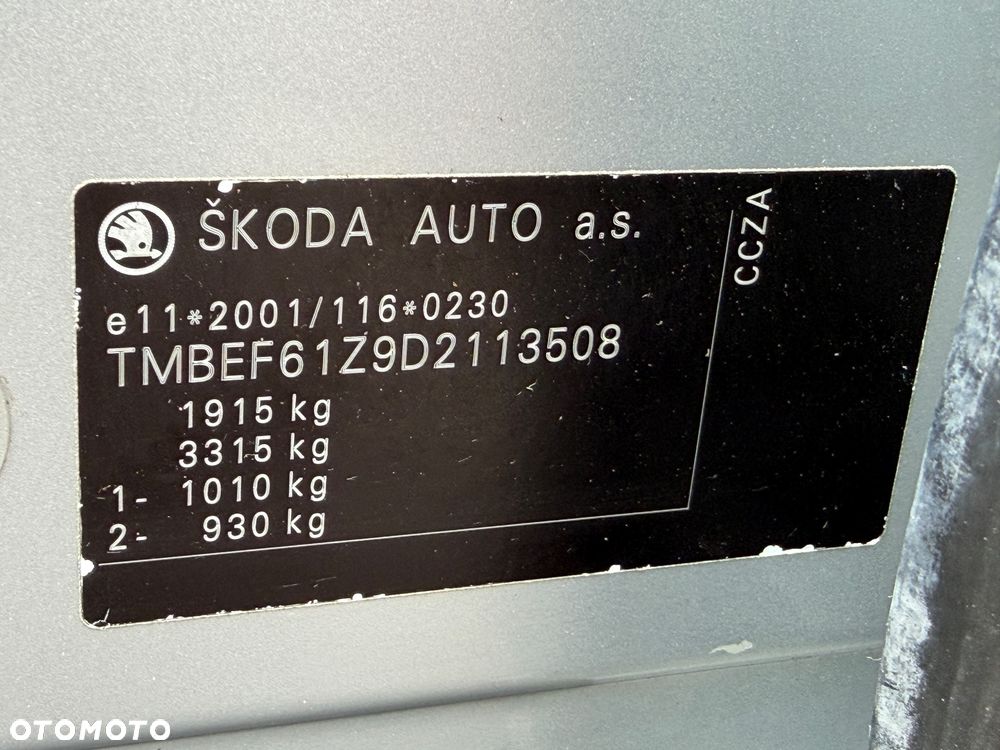 Skoda Octavia 2.0 TSI RS - 29